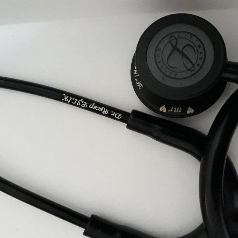 3M Littmann Klasik 3 Steteskop 5803 Simsiyah YAY-ÇAN KISMINA İSİM - Yay kısmına