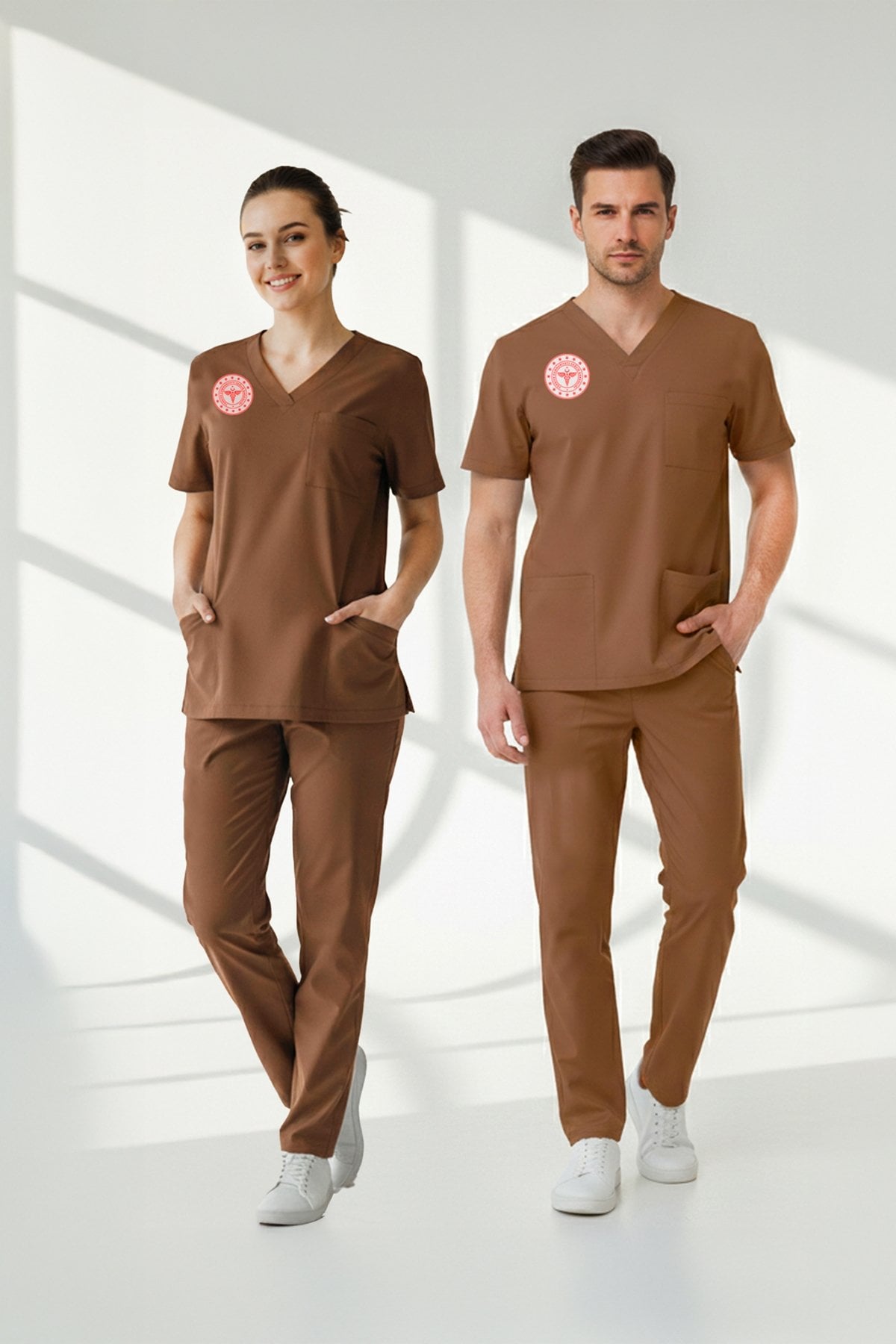 Diğer Sağlık Meslek Mensupları Forması Scrubs Likralı Takım Sağlık Bakanlığı Uyumlu-Friar Brown