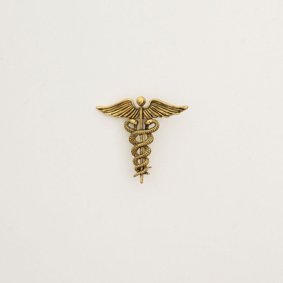 Tıp Sembollü Gold Broş (Yaka İğnesi)